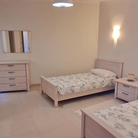 Zebbug  Seabreeze Waterfront Flat 아파트 외부 사진