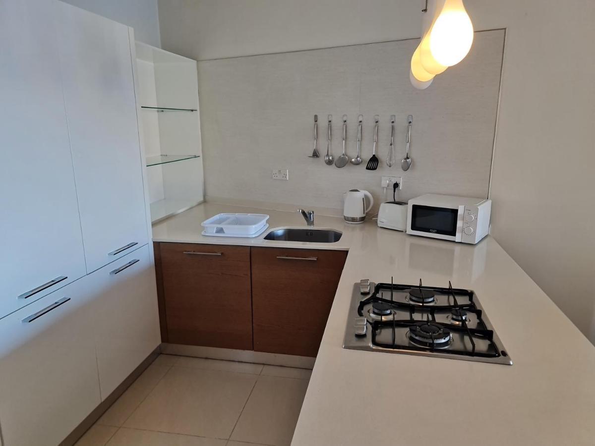 Zebbug  Seabreeze Waterfront Flat 아파트 외부 사진