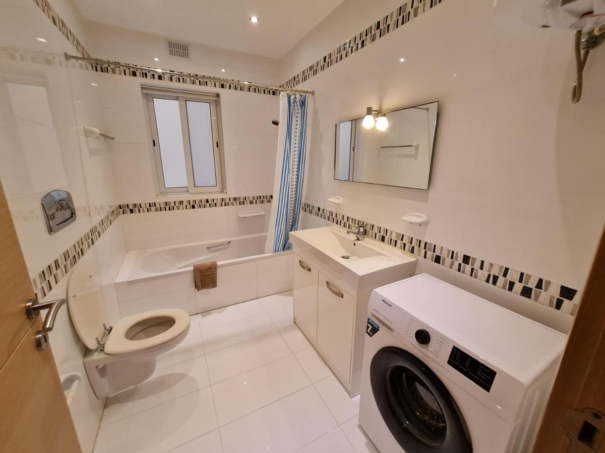 Zebbug  Seabreeze Waterfront Flat 아파트 외부 사진